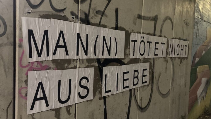Gedenkminute zum Femizid in Stuttgart-Ost