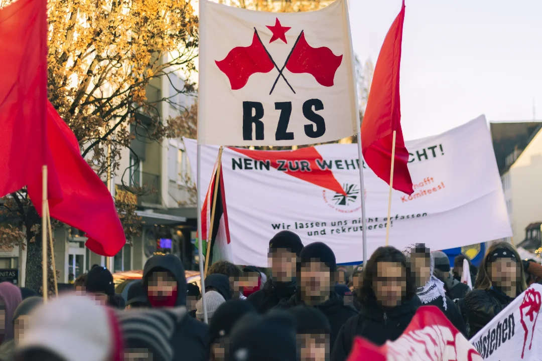Rede auf der „Die Jugend sieht Rot!“-Demo gegen Wehrpflicht in Nürnberg